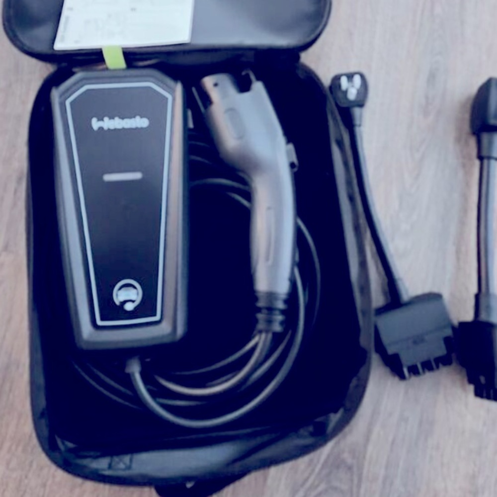 Webasto 120/240/Volt Portable EV Charger Level 2, NEMA 14-50/5-15, UL Test, IP67